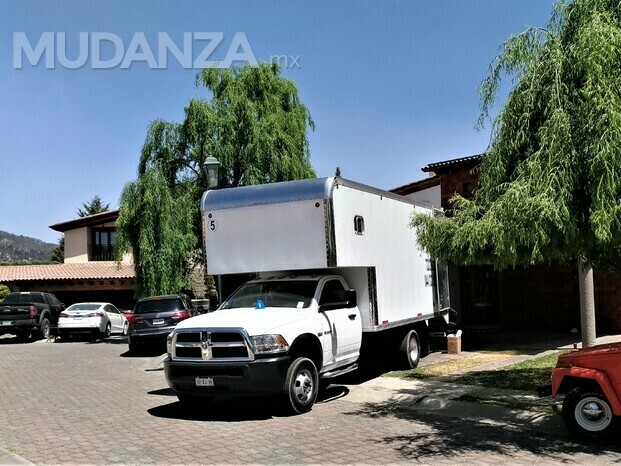 MUDANZA EN RESIDENCIAL VALLE DE ZAMARRERO, ZINACANTEPEC