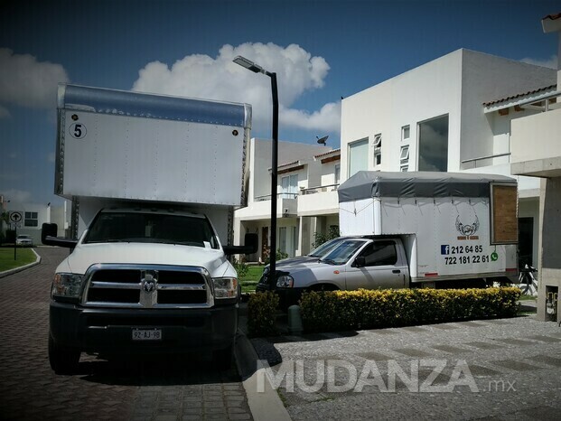 SERVICIO EN RESIDENCIAL EL MANANTIAL, METEPEC