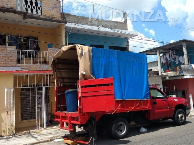 Camionetas de 1.5 y tres toneladas