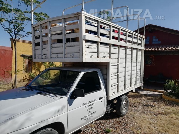 Unidad Nissan de 15m3 1 ton. 